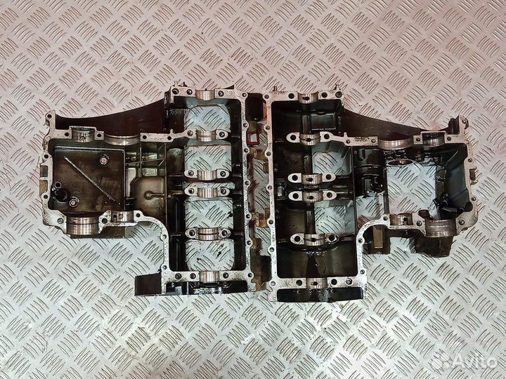 Картер (блок двс) Kawasaki ZRX400, ZZR400-2