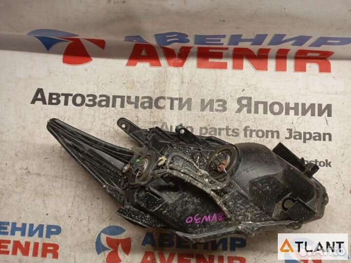 Фара передняя левая toyota prius