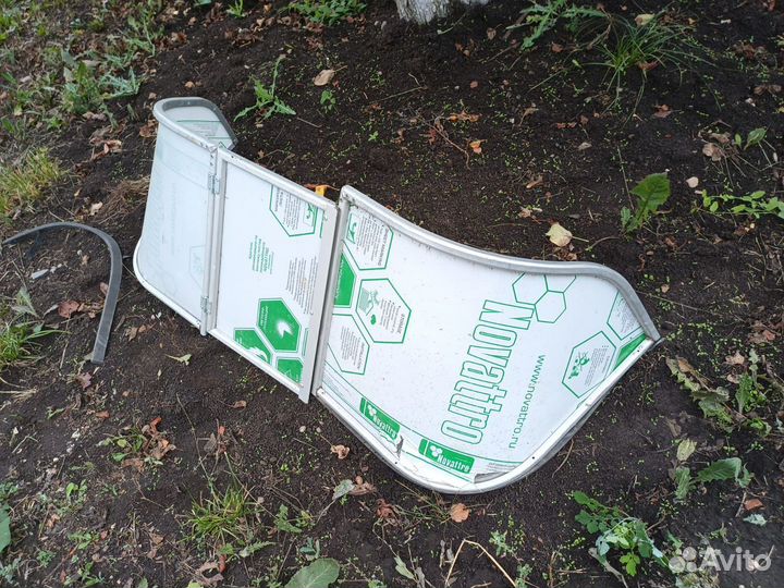 Стекло ветровое на катер Обь 1