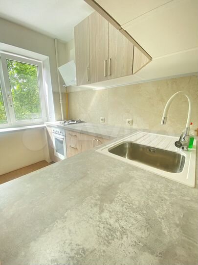 2-к. квартира, 46 м², 3/5 эт.