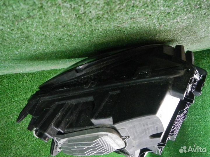 Фара правая Mercedes-Benz GLC
