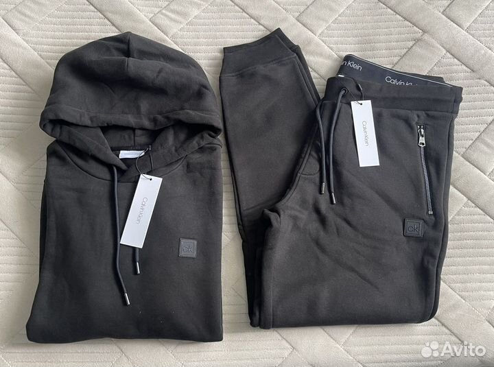 Спортивный костюм новый Calvin klein L