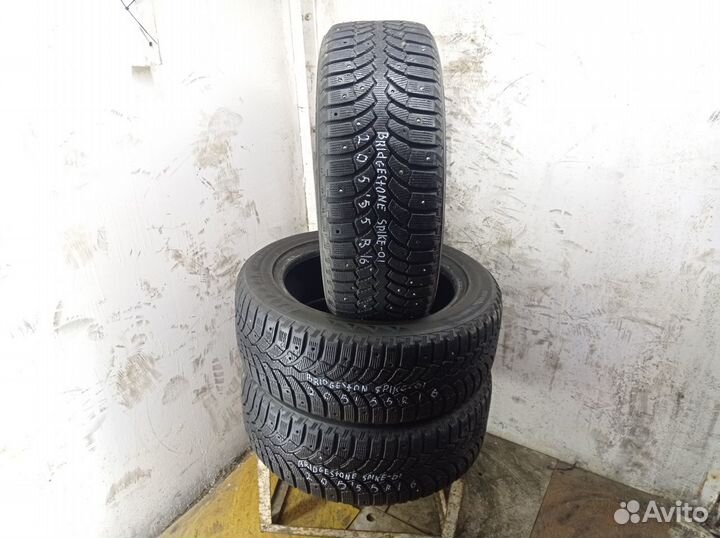 Bridgestone Blizzak Spike-01 205/55 R16 91T