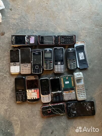 Телефоны на запчасти