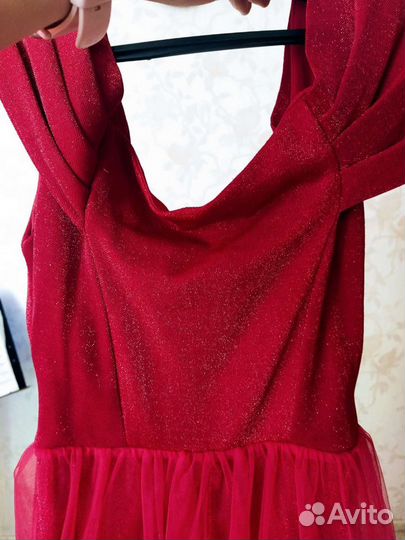 Платье вечернее