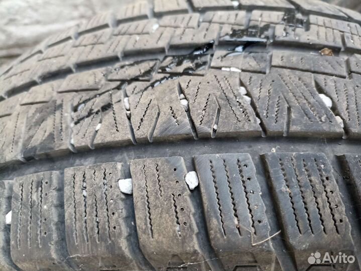 Kapsen SnowShoes AW33 205/55 R16