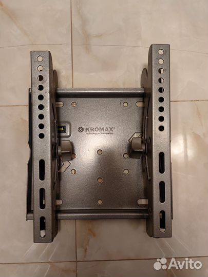Кронштейн для телевизора на стену