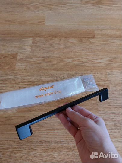 Мебельные ручки