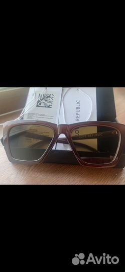 Солнцезащитные очки женские Love Republic