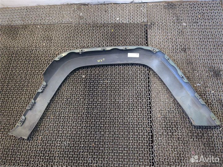 Молдинг крыла Jeep Commander, 2006