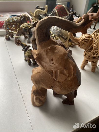 Статуэтка слон