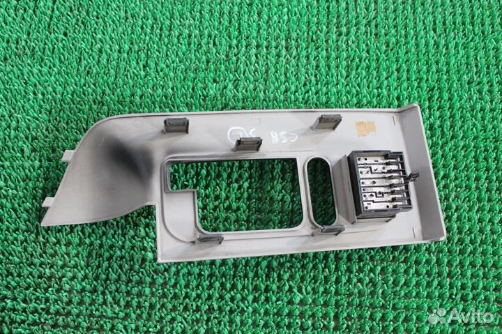 Блок эсп задний левый на Chevrolet Suburban GMT400