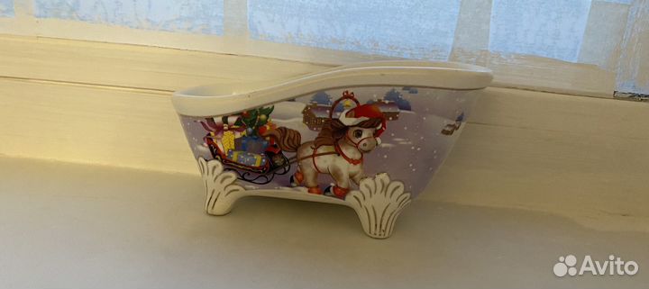 Для губок подставка