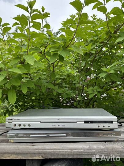 DVD проигрыватели (sast и rolsen)