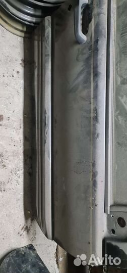 Дверь правая передняя grand Cherokee zj