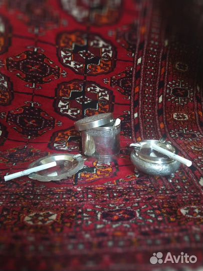 Сигаретница и две пепельницы; мельхиор, Вьетнам