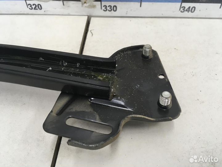 Направляющая стекла Legacy Outback (B13) 2003-2009