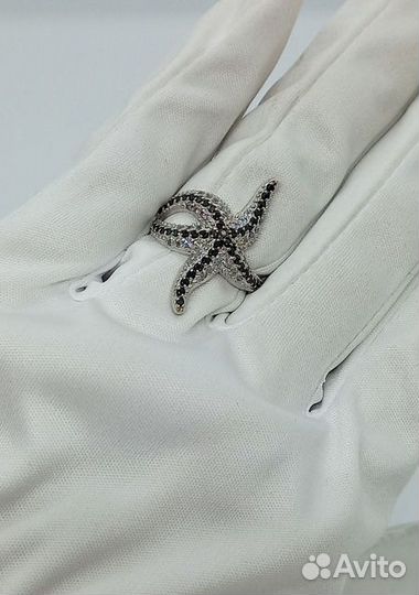 Кольцо с синтетическим камнем Золото