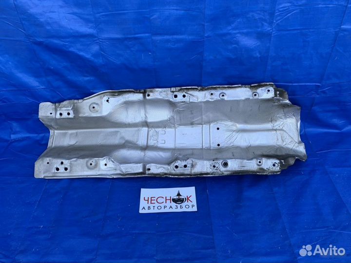 Защита днища кардана экран тепловой Tiguan до 2018