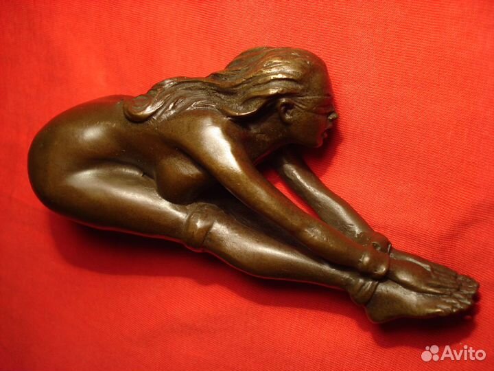 Бюст Связанная Эротика Франция Ролевые Игры 13см