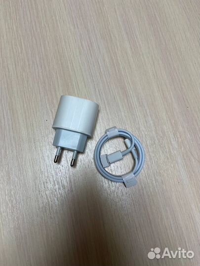 Быстрая зарядка для iPhone