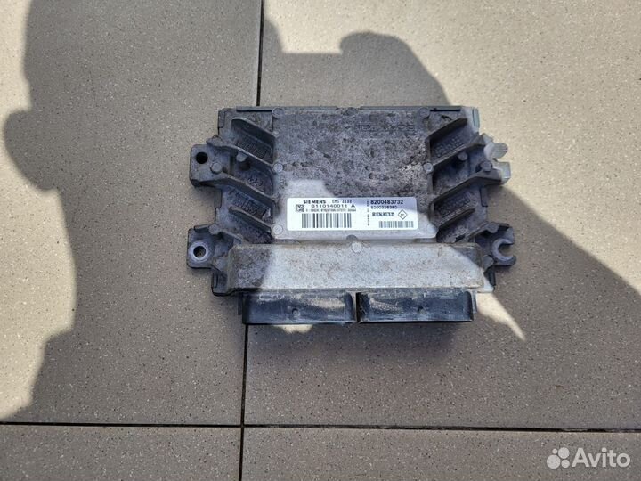 Блок управления двигателем (эбу) Renault Logan
