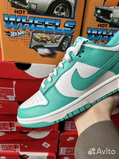 Nike Dunk low 'Clear Jade' (9/10.5US)