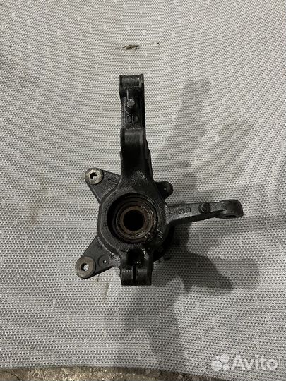 Поворотный кулак Правый Renualt Kengoo