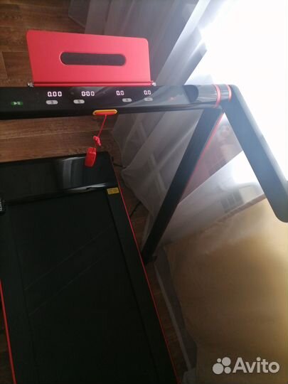 Беговая электрическая дорожка svenson body