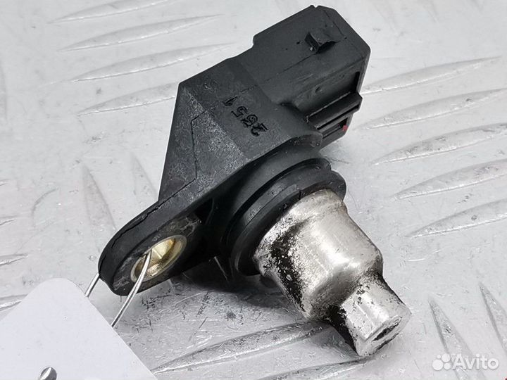 Датчик распредвала Renault Scenic рест. 2001