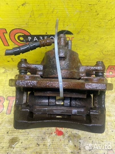 Суппорт передний левый Nissan Primera W11 SR20DE