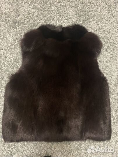 Жилетка меховая женская 46 48