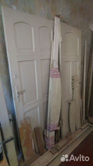 Двери межкомнатные из массива