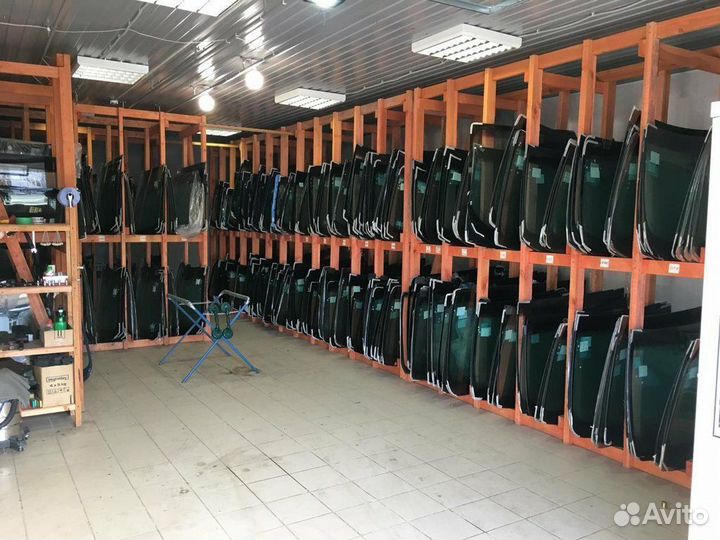 Лобовое стекло BAW Fenix 1044