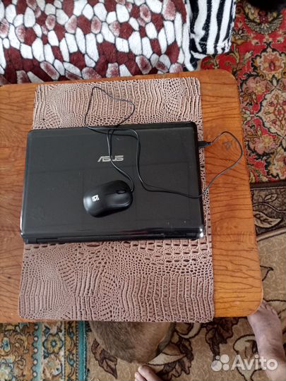 Ноутбук asus