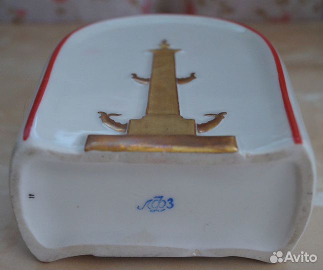 Штоф фарфор лфз ростральная колонна