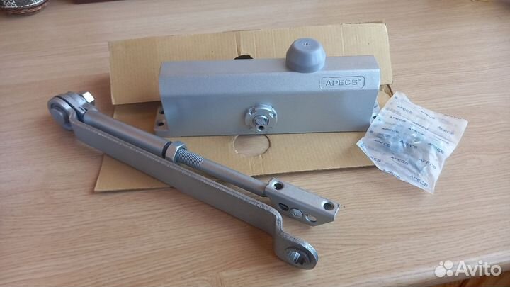 Доводчик дверной Apecs DC-02/120