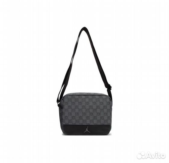 Сумка Jordan Monogram через плечо