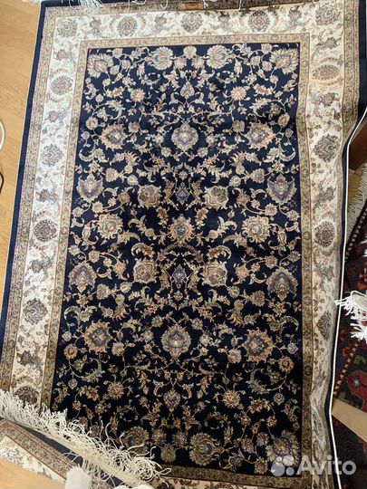 Старинные ковры