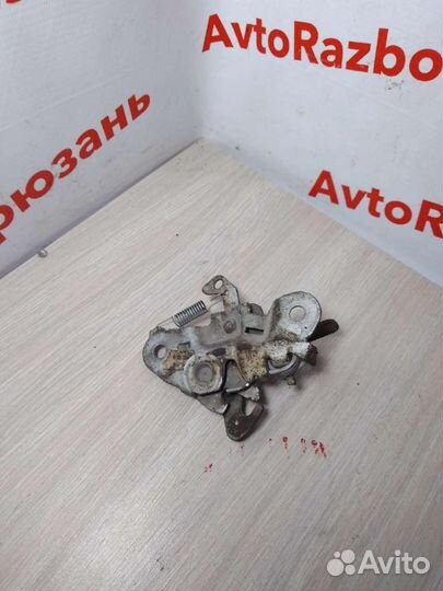 Замок капота Peugeot 206