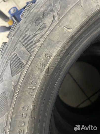 Maxxis ArcticTrekker NP3 205/55 R16 94T