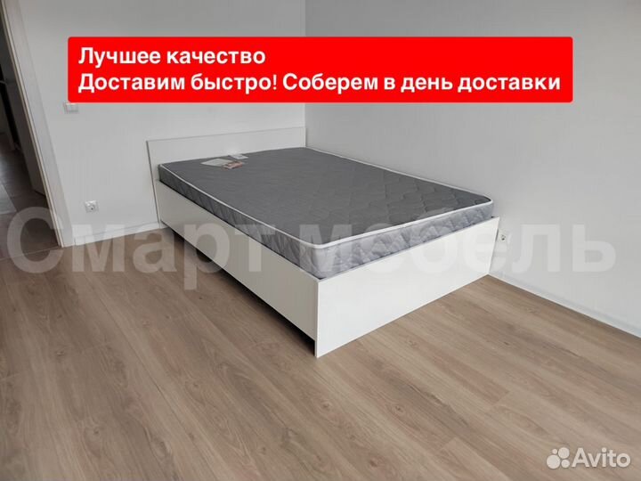 Кровать с матрасом