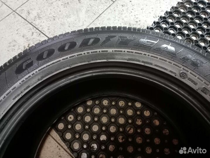 Goodyear Eagle LS 2 255/55 R18 104H