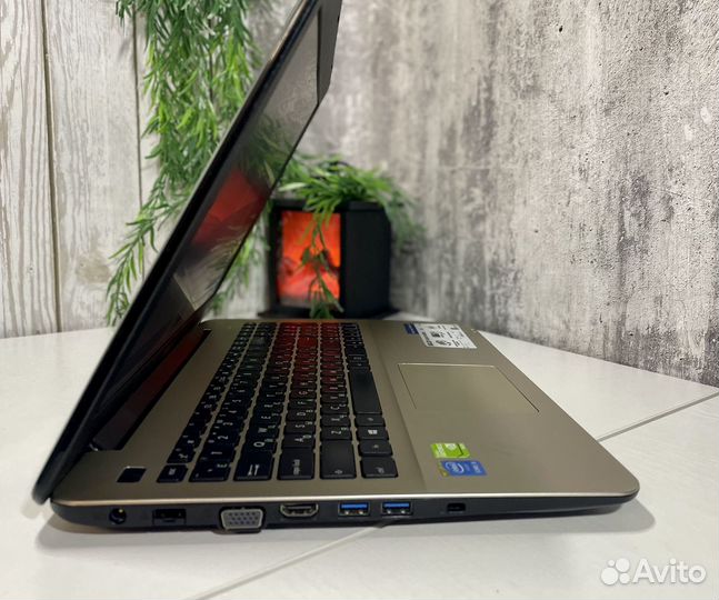 Ноутбук asus для графики и игр i5 8Gb SSD GeForce