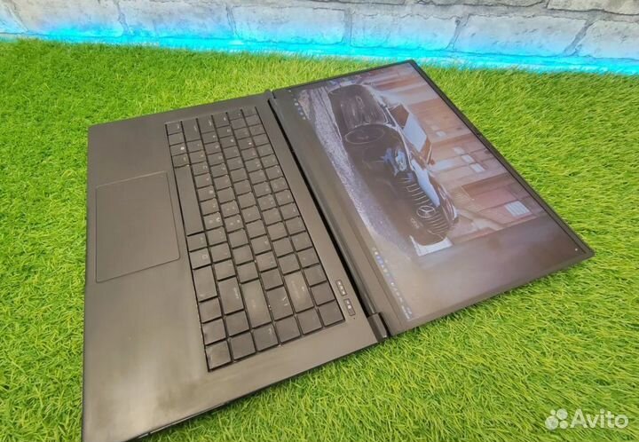 2K 165 Hz Intel NUC i7-11800H / RTX 3060 / SSD 500