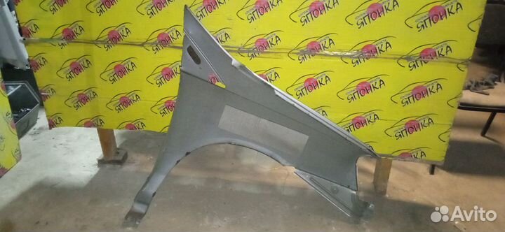 Крыло nissan liberty PM12 PNM12 RM12 RNM12 F L