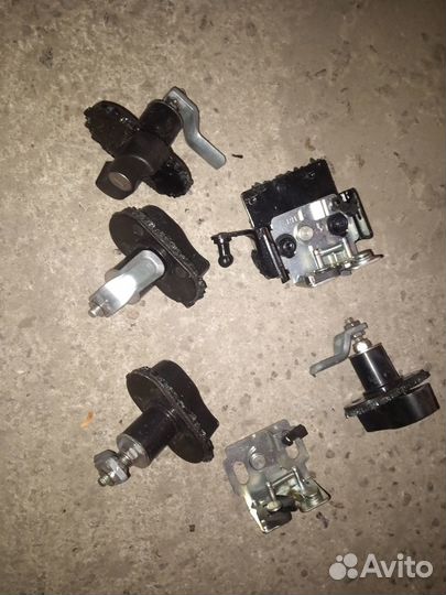 Замки на кунг