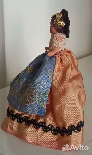 Миниатюрная кукла из целлулоида. Франция