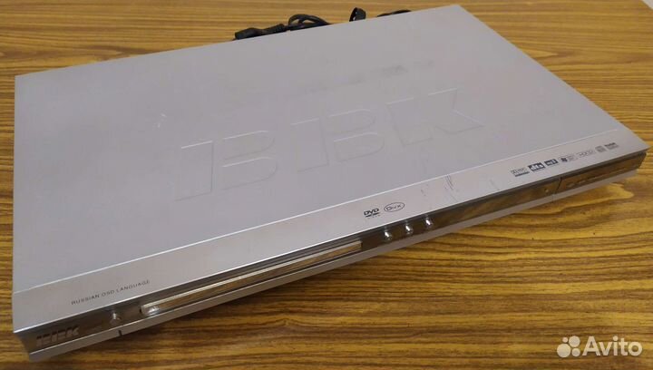 DVD плеер BBK DV527S