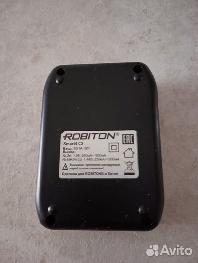 Зарядное устройство robiton Smart4 C3